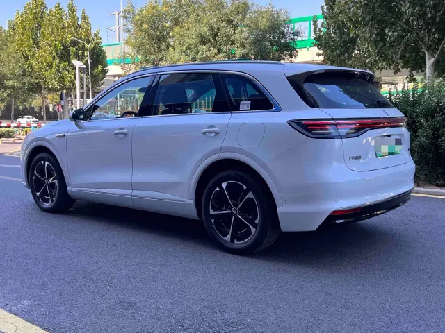 Shangjie SUV — Фото автомобиля 6