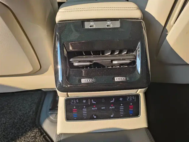 Audi A6L — Фото автомобиля 15