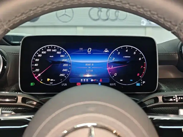 Mercedes-Benz C-Class — Фото автомобиля 11