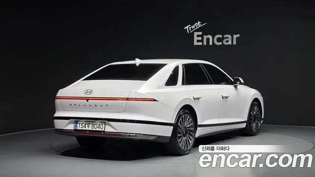 Hyundai Grandeur Grandeur (GN7) 2.5 Бензин 2WD — Фото автомобиля 2