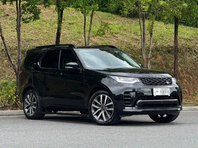 Land Rover Discovery — Фото автомобиля 4