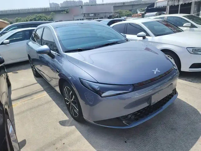 Xpeng P5 — Фото автомобиля 3