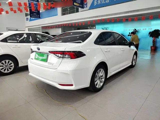 Toyota Corolla — Фото автомобиля 6