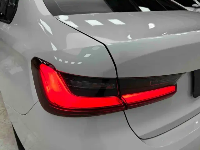 BMW 3 Series — Фото автомобиля 23