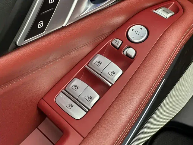 BMW X5 — Фото автомобиля 12