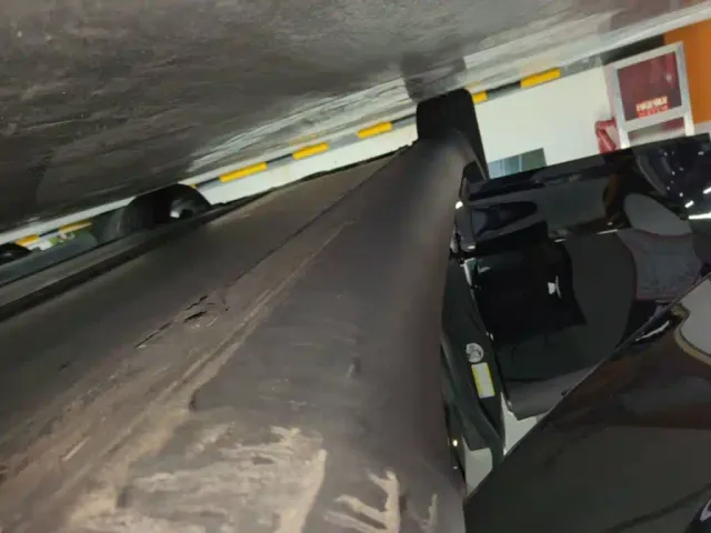 Tesla Model Y — Фото автомобиля 20