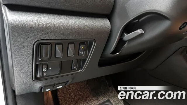 Renault-KoreaSamsung QM6 Новый QM6 2.0 LPe RE Signature 2WD — Фото автомобиля 14