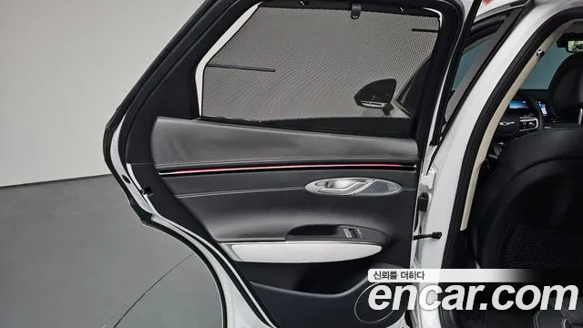 Genesis GV70 2.5T Бензин AWD — Фото автомобиля 17