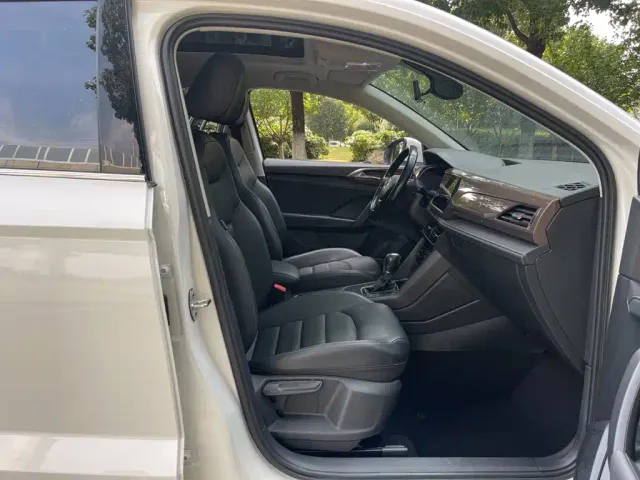 Volkswagen Tharu — Фото автомобиля 16