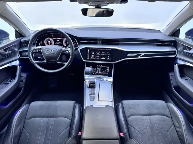 Audi A7L — Фото автомобиля 10