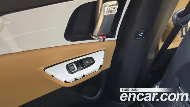 Kia Carnival 4th Gen — Фото автомобиля 25