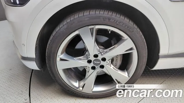 Genesis GV80 — Фото автомобиля 5