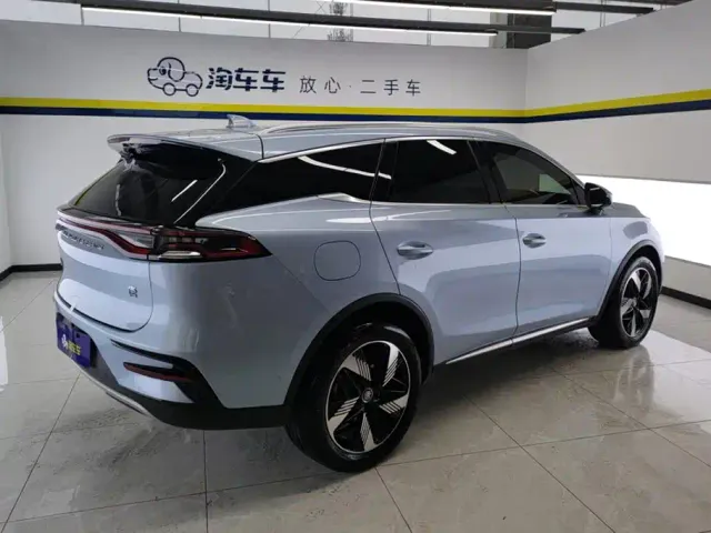 BYD Tang — Фото автомобиля 3