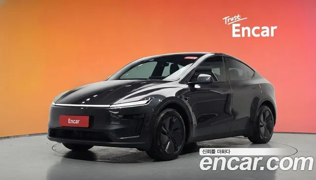 Фотография автомобиля — Tesla Model Y