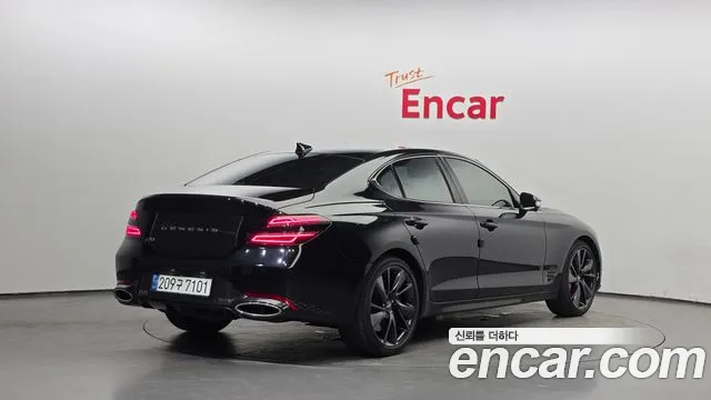 Genesis G70 — Фото автомобиля 2