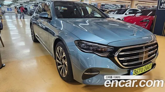 Mercedes-Benz E-Class E-класс W214 E300 4MATIC Exclusive — Фото автомобиля 9