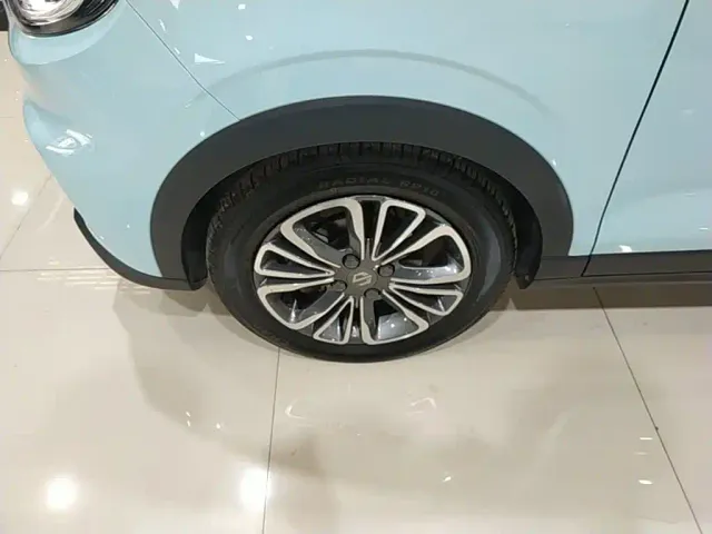 Leapmotor T03 — Фото автомобиля 22