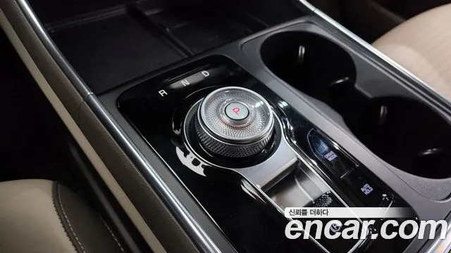 Kia Canival Новый Carnival 4 поколение Дизель 7 мест Signature — Фото автомобиля 9