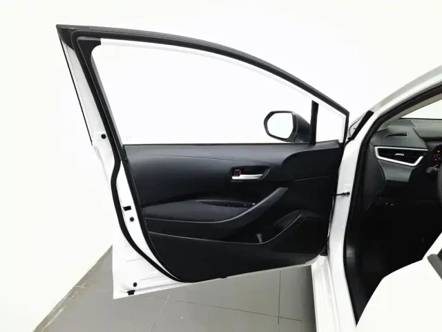 Toyota Corolla — Фото автомобиля 8