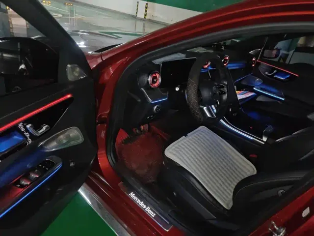 Mercedes-Benz C-Class — Фото автомобиля 12
