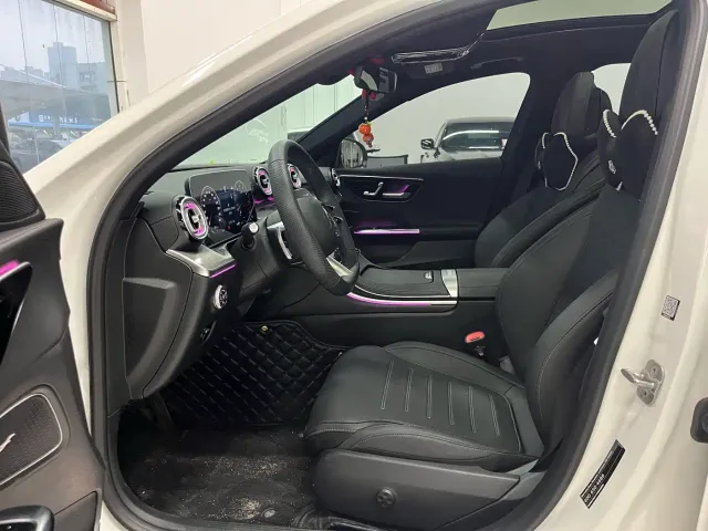Mercedes-Benz C-Class — Фото автомобиля 4