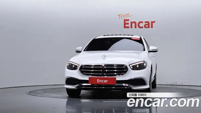 Mercedes-Benz E-Class W213 — Фото автомобиля 2