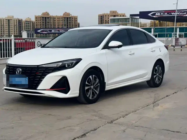 Фотография автомобиля — Changan Eado