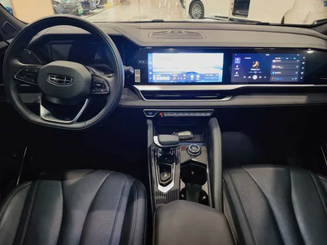 Geely Xingyue L — Фото автомобиля 5