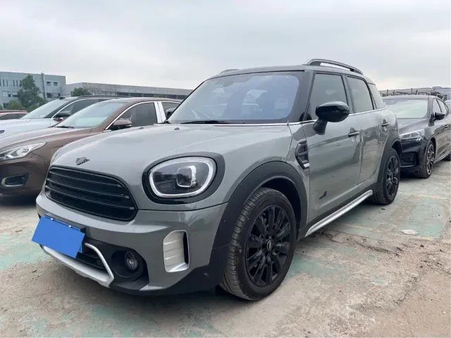 Фотография автомобиля — MINI Countryman