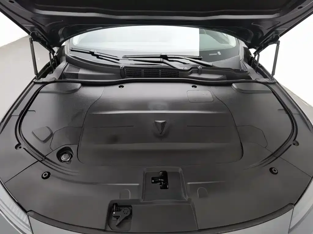 Deepal Deepal SL03 2022 1.5L 1200 Range Extender Version — Фото автомобиля 6
