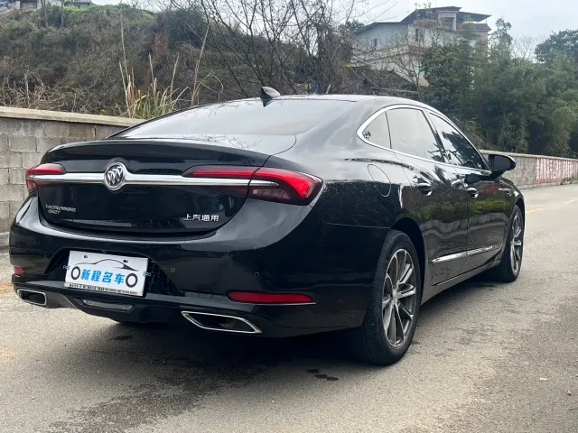 Buick LaCrosse — Фото автомобиля 6