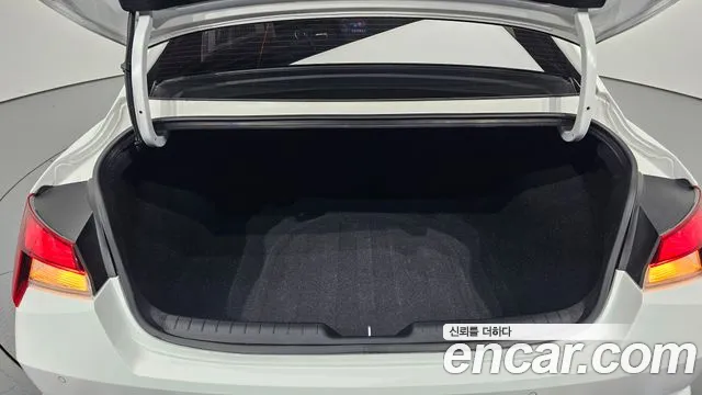 Hyundai Avante CN7 — Фото автомобиля 26