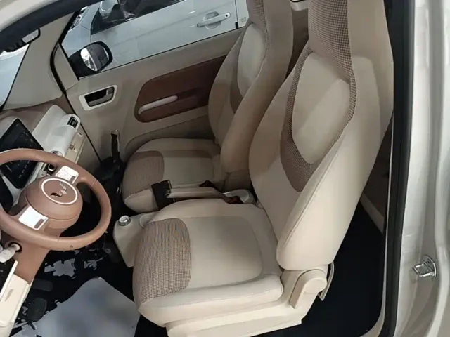 Wuling Hongguang Mini EV — Фото автомобиля 14