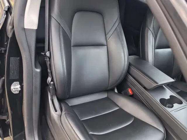 Tesla Model Y — Фото автомобиля 7
