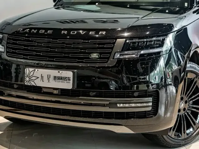 Land Rover Range Rover — Фото автомобиля 19