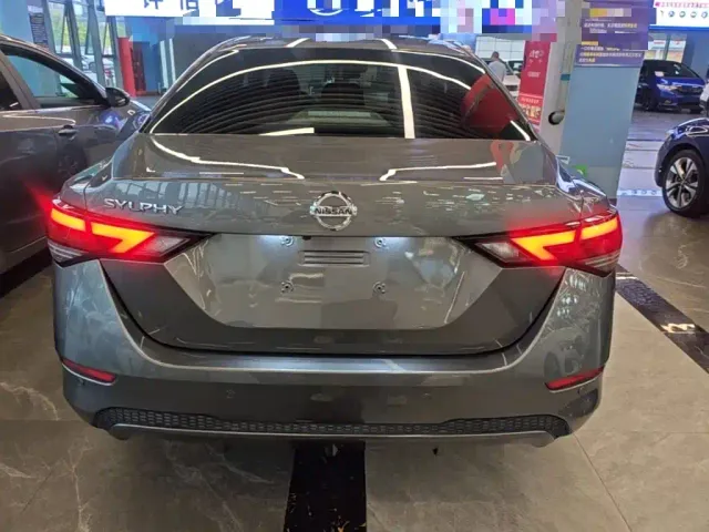 Nissan Sylphy — Фото автомобиля 5