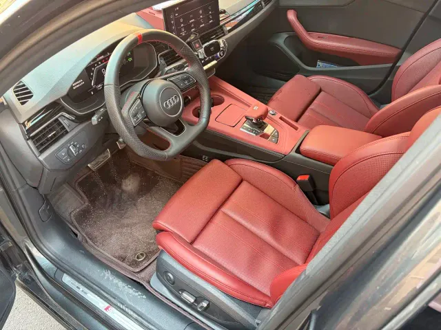 Audi A4L — Фото автомобиля 6
