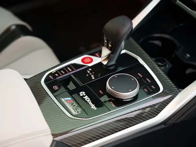 BMW M4 — Фото автомобиля 12