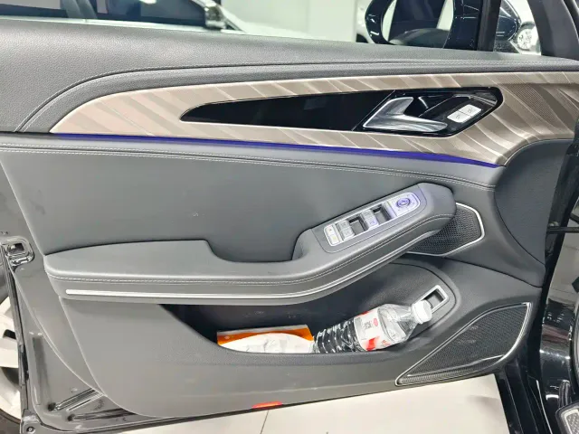 Hongqi H9 — Фото автомобиля 14