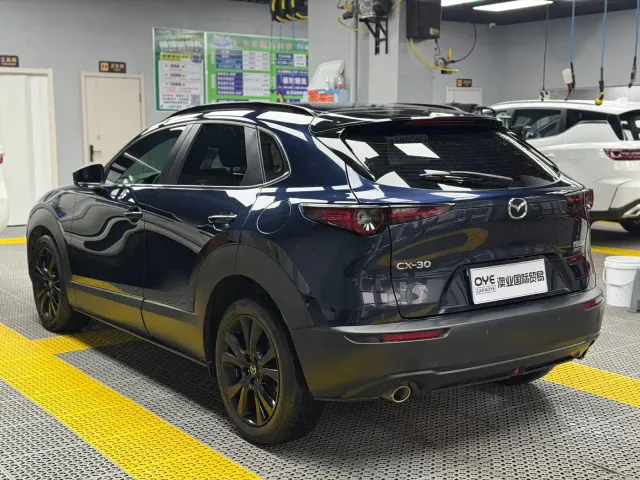 Mazda CX-30 — Фото автомобиля 4