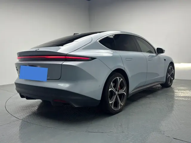 Nio ET5 — Фото автомобиля 7