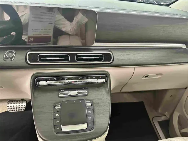 Mercedes-Benz V-Class — Фото автомобиля 7