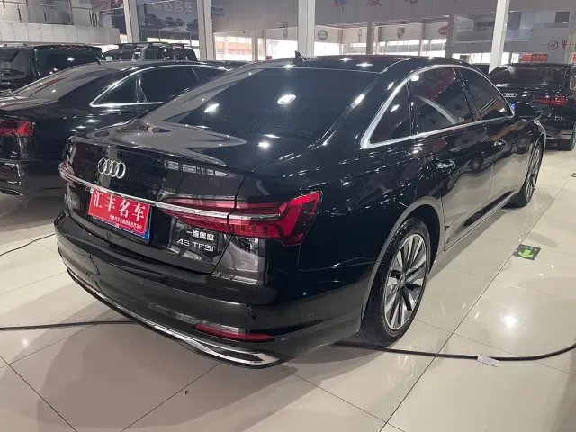 Audi A6L — Фото автомобиля 4
