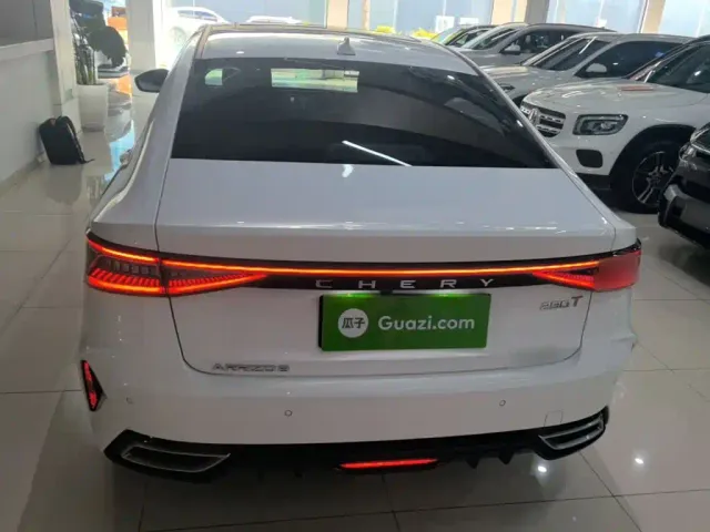 Chery Arrizo 8 — Фото автомобиля 5