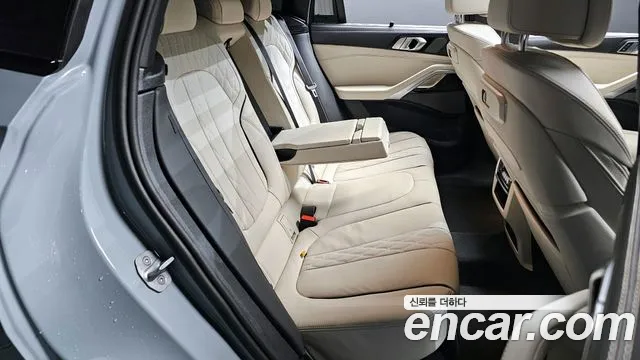 BMW X6 — Фото автомобиля 12
