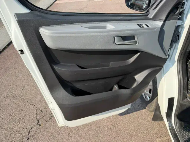 Maxus Xintu V80 — Фото автомобиля 6