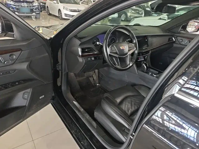 Cadillac CT6 — Фото автомобиля 15