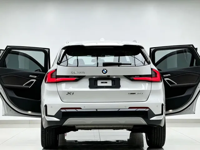BMW X1 — Фото автомобиля 5