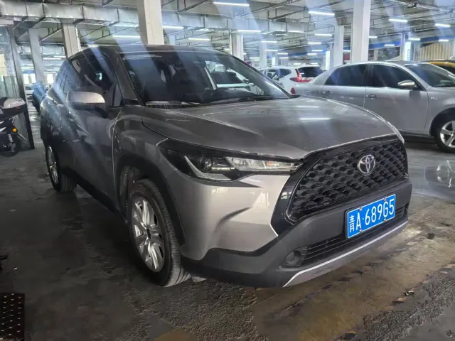 Toyota Corolla Cross — Фото автомобиля 3