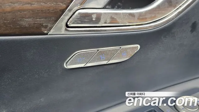 Genesis GV80 2.5T Бензин AWD — Фото автомобиля 30